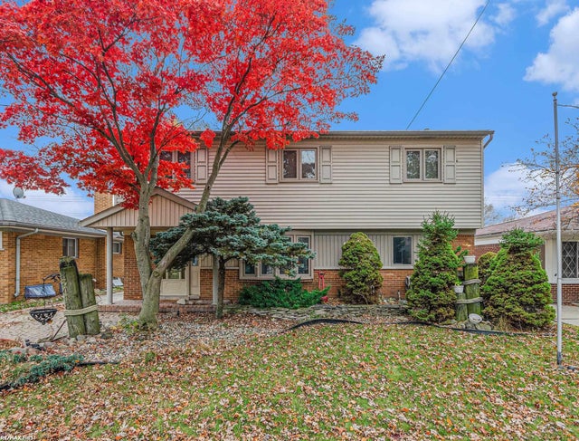 23418 Recreation, St. Clair Shores city