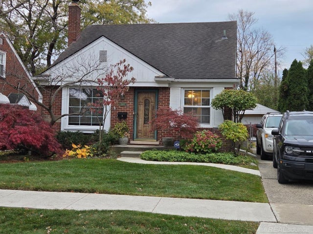 21602 Newcastle St, Harper Woods city