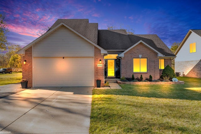 42243 Little Rd, Clinton charter township