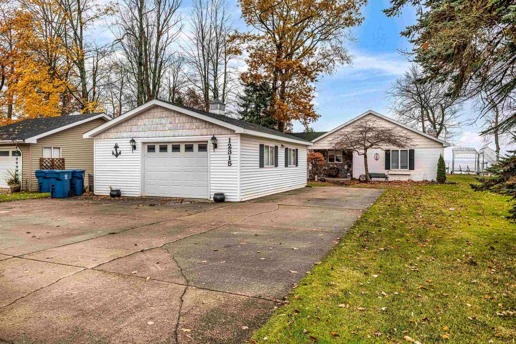 12315 E Houghton Lake, Lake township