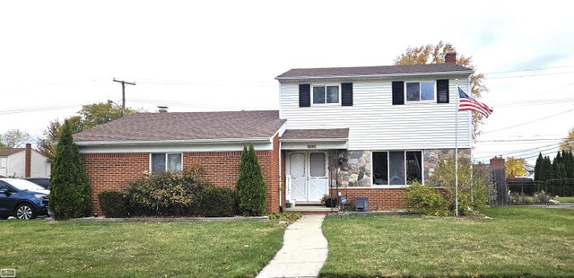 23609 Thornton St, Clinton charter township