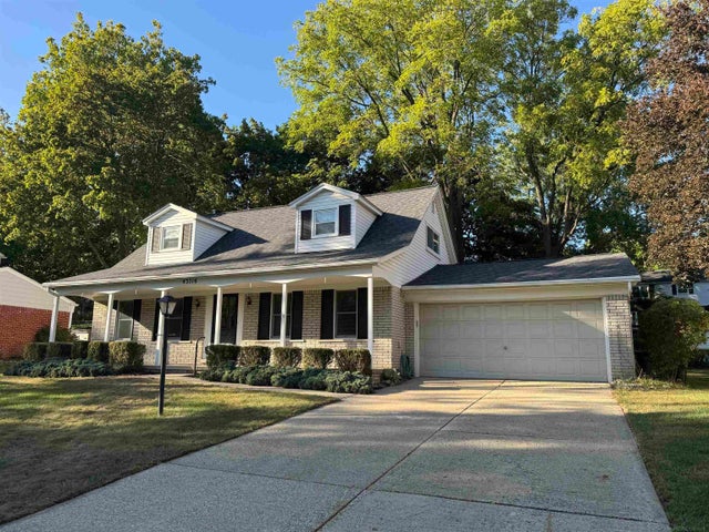 43716 Galway Dr, Novi city