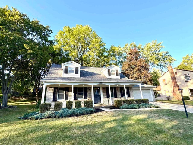 43716 Galway Dr, Novi city