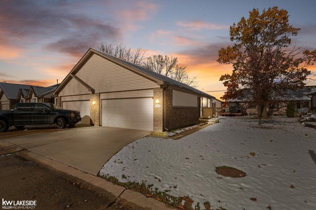 20481 Longwood, Clinton charter township