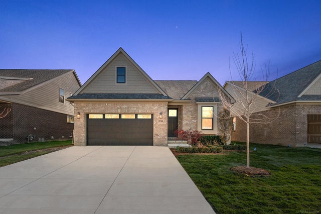 5944 Willow Grove Dr, Troy city