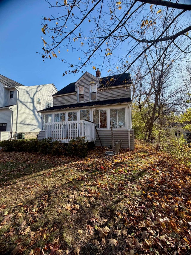 85 Childress, Rochester Hills city