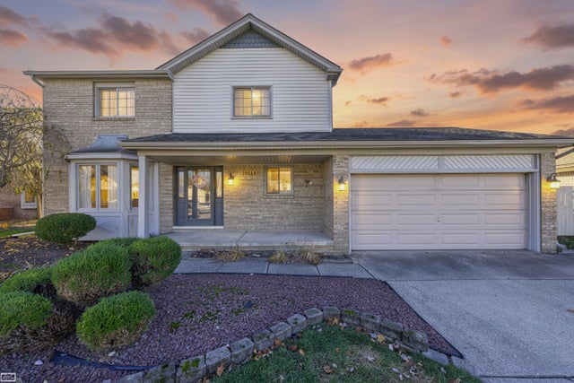 28808 Stonehenge Dr, Chesterfield township