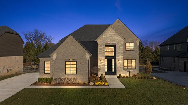 57116 Veridian Dr. Dr, Washington township