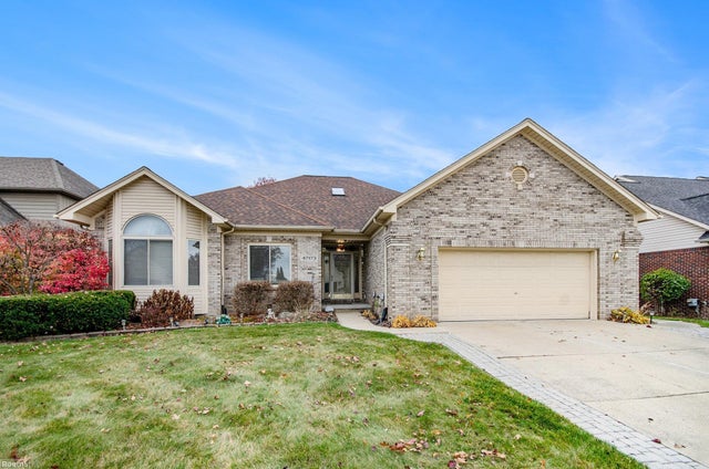 47173 Woodberry Estates Dr, Macomb township