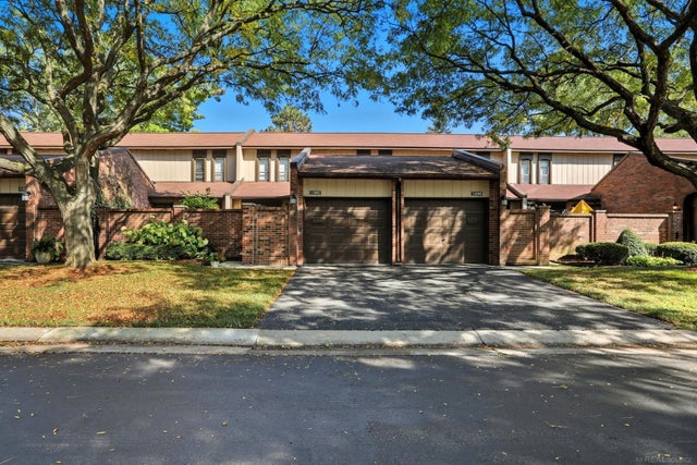 1105 Kirts Blvd, Troy city