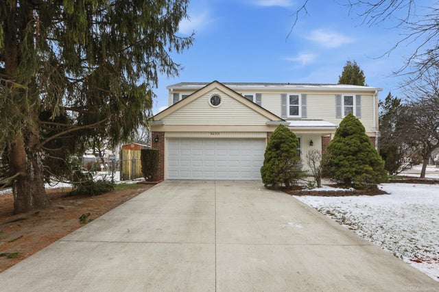 54173 Avondale Dr, New Baltimore city