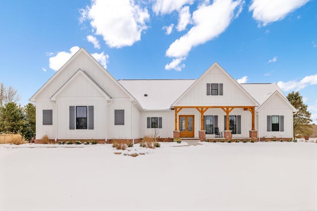 21572 34 Mile Rd, Armada township