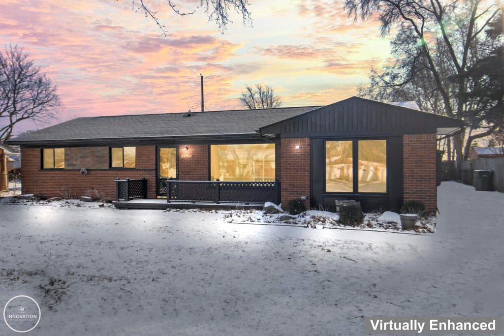 34764 Jerome, Chesterfield township