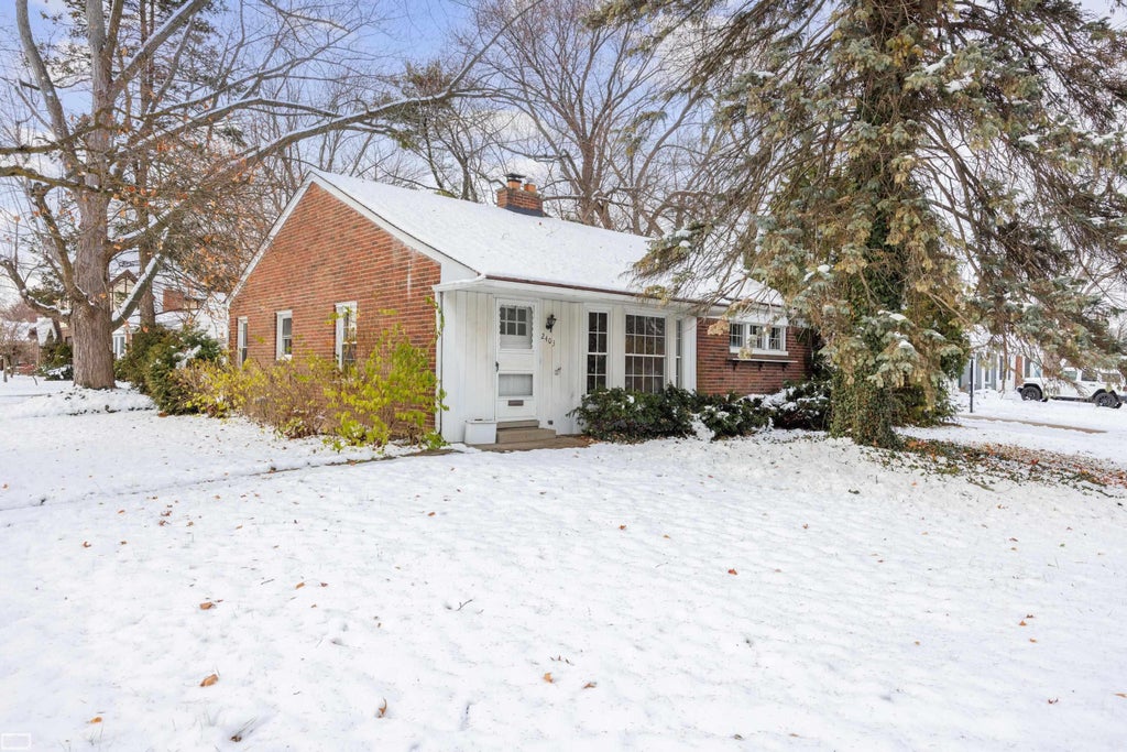 2403 Crooks Rd, Royal Oak city