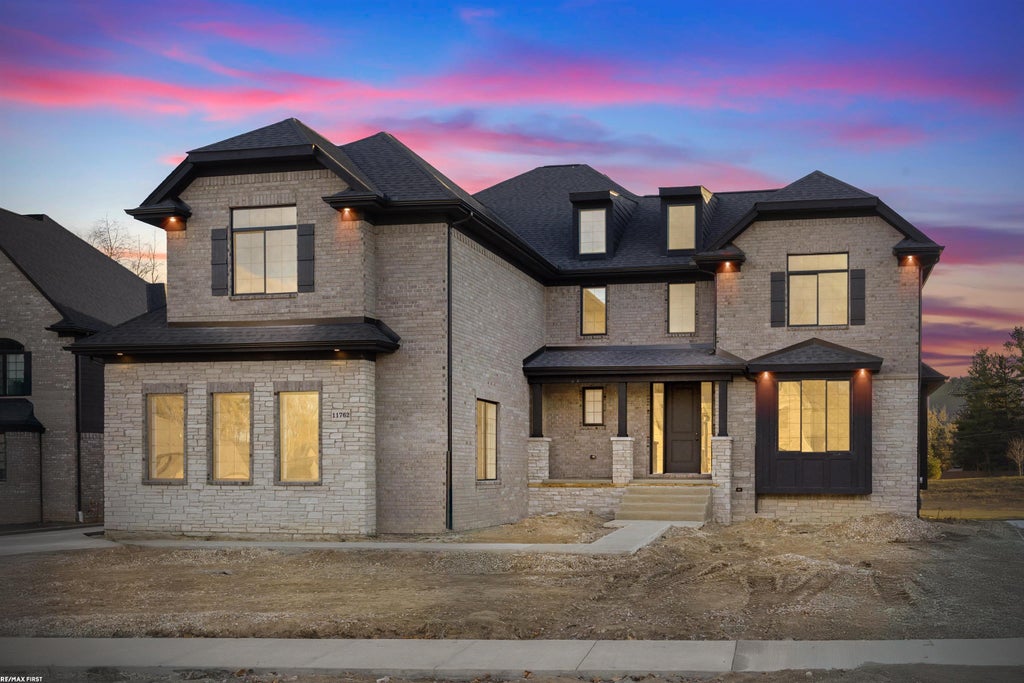 11762 Encore Dr, Shelby charter township