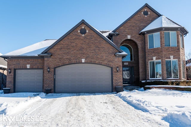 53456 Fitzgerald Dr, Macomb township