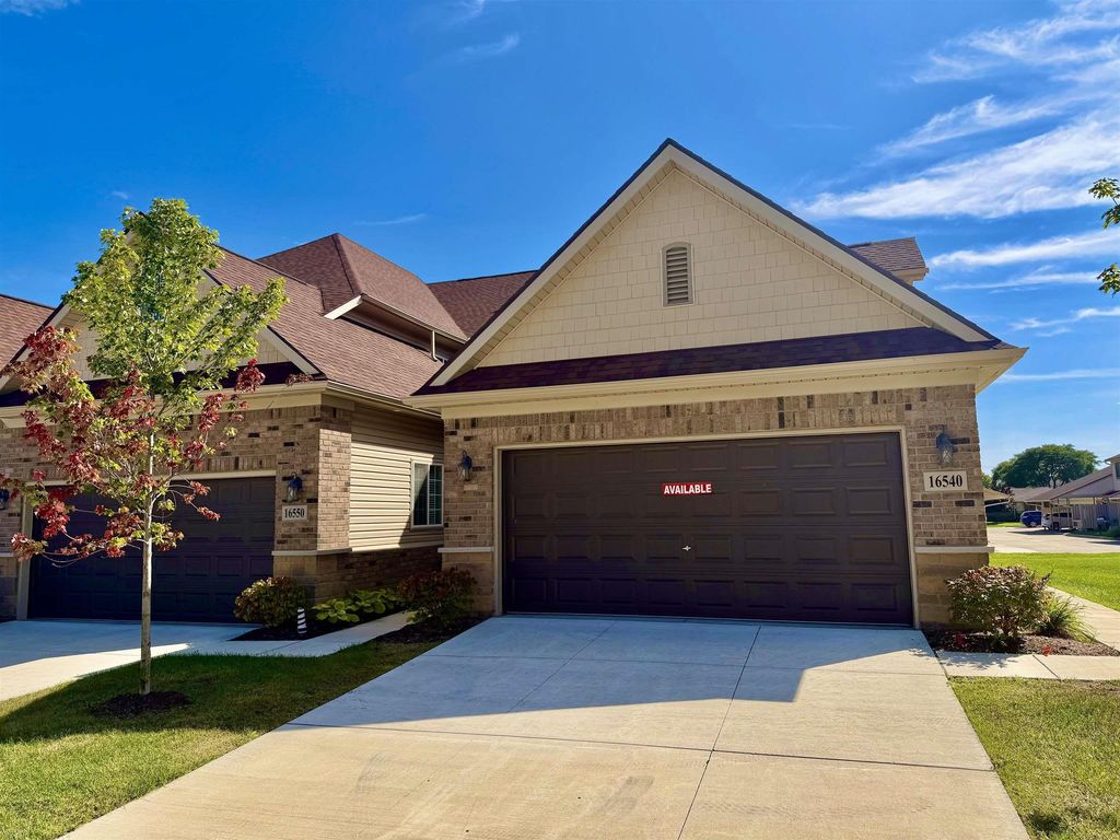 16540 Savor Ln, Clinton Township