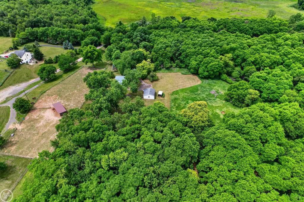 2601 Sharon Hollow Parcel A & B Rd, Sharon township