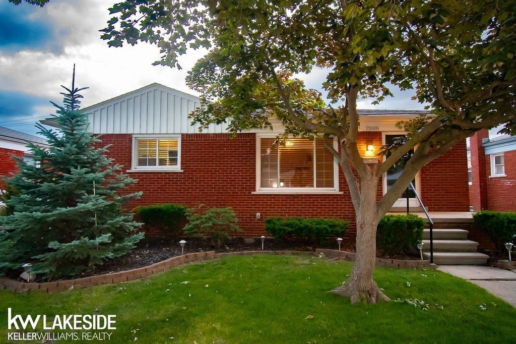 21606 Arrowhead St, St. Clair Shores city