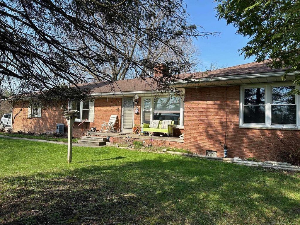 5996 Lakeshore Rd, Lexington township