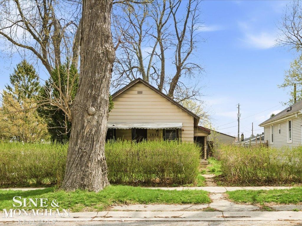 1532 Poplar St, Port Huron city