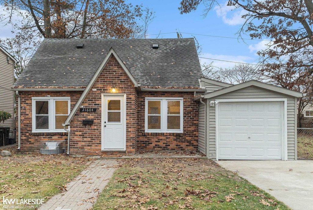 21604 Harper Lake Ave, St. Clair Shores city