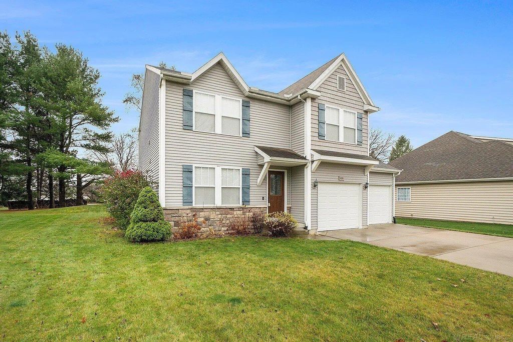 6231 Stable Glen Ct, Texas charter township