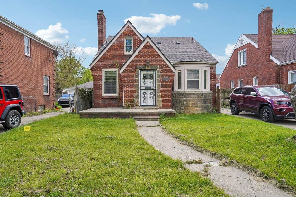 16876 Harlow St, Detroit city