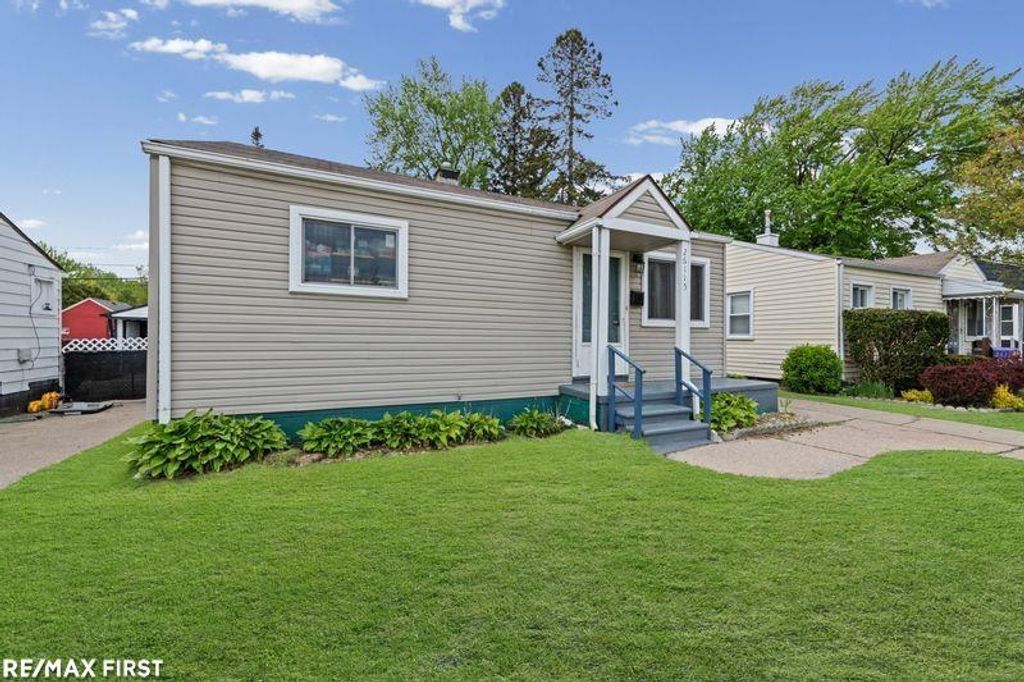 26115 Barrington St, Madison Heights city