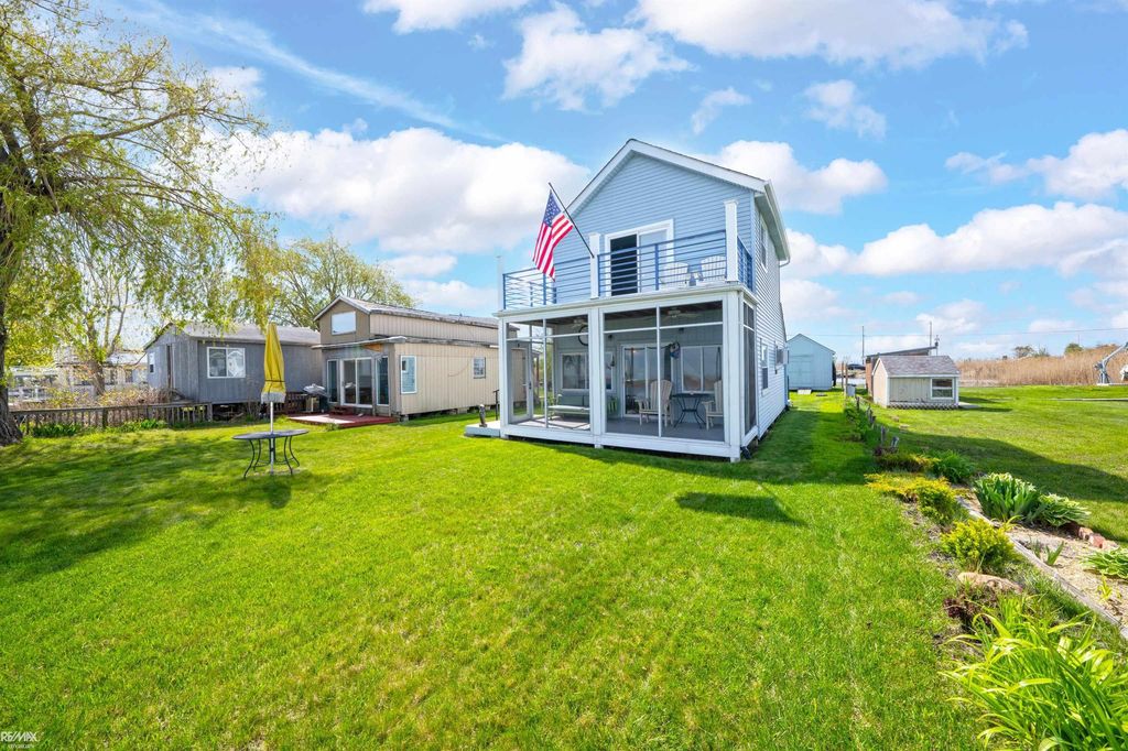 7286 South Channel Dr, Harsens Island