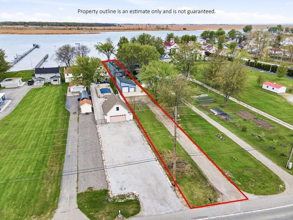 6143 Pointe Tremble Road Rd, Clay township