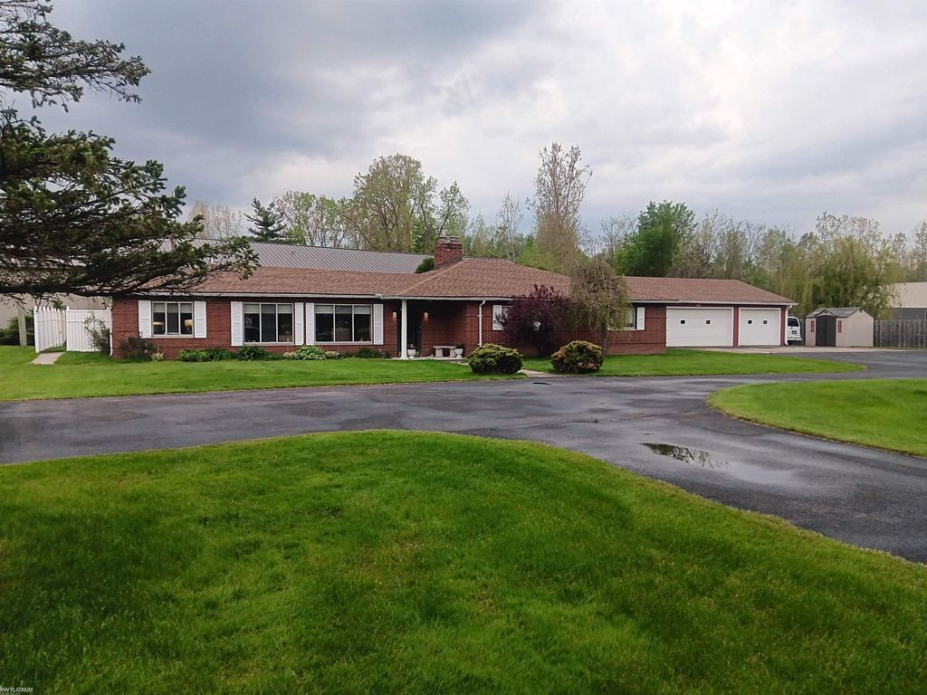 4761 Lapeer Rd, Kimball township