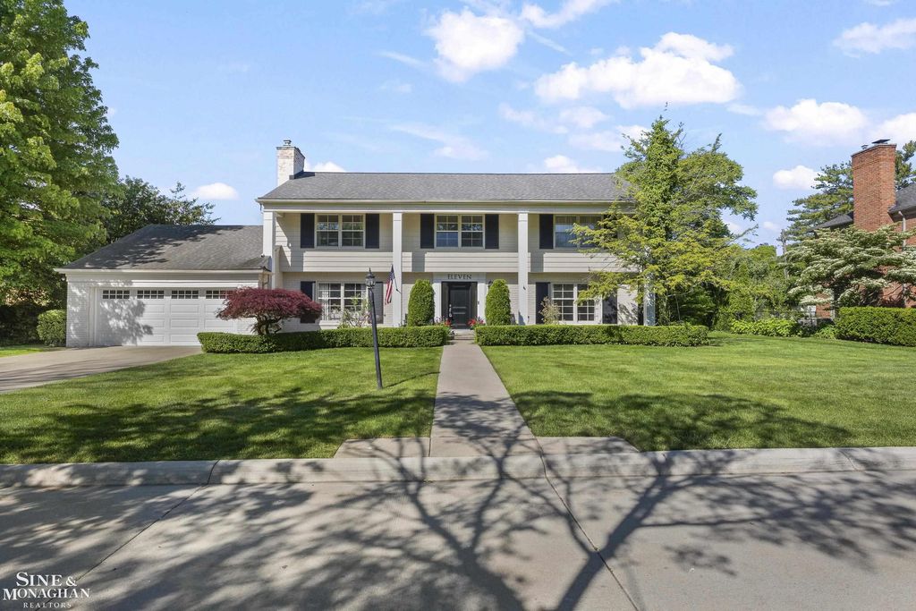 11 Wellington Pl, Grosse Pointe city
