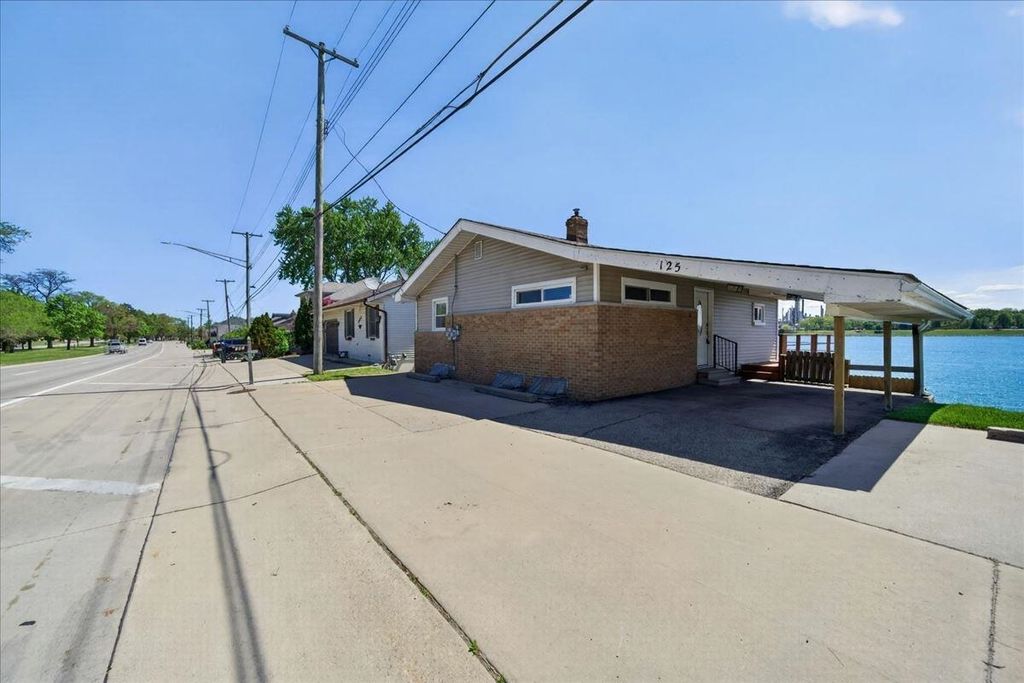 125 Gratiot Blvd, Marysville