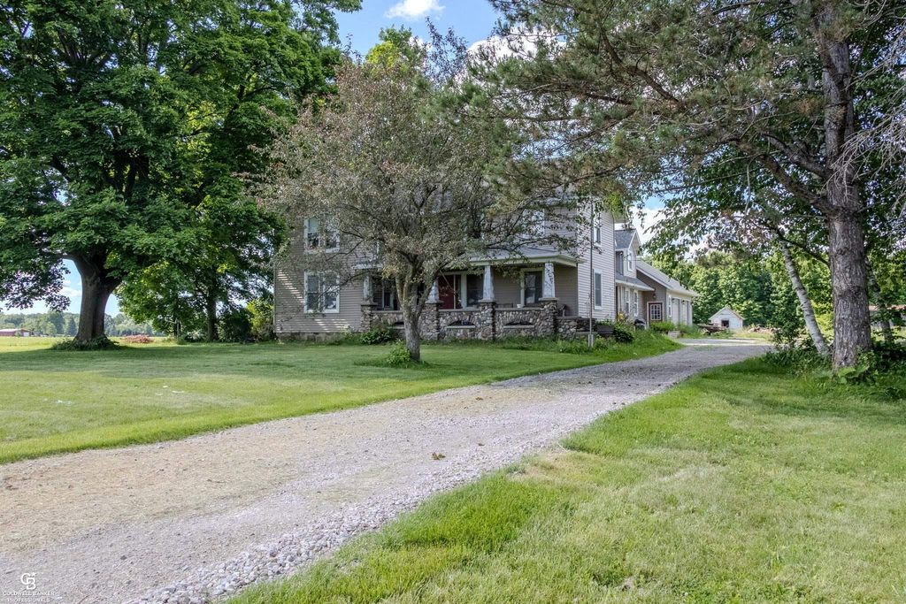8872 Bryce Rd, Kenockee