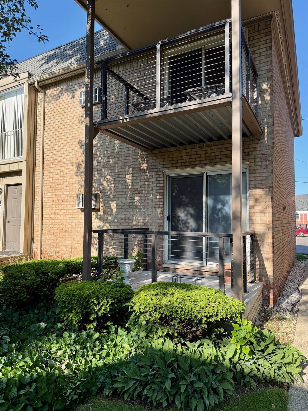 1723 E 14 Mile Rd, Birmingham city
