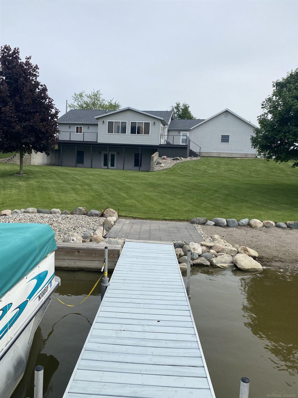 14685 Roberts Ct, Amboy township