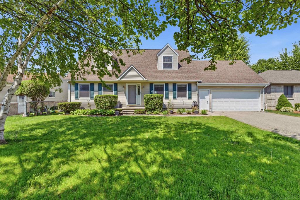 51613 Sass Rd, Chesterfield township
