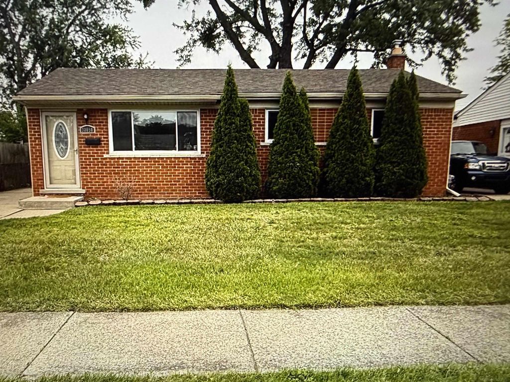 30850 Barrington St, Westland city