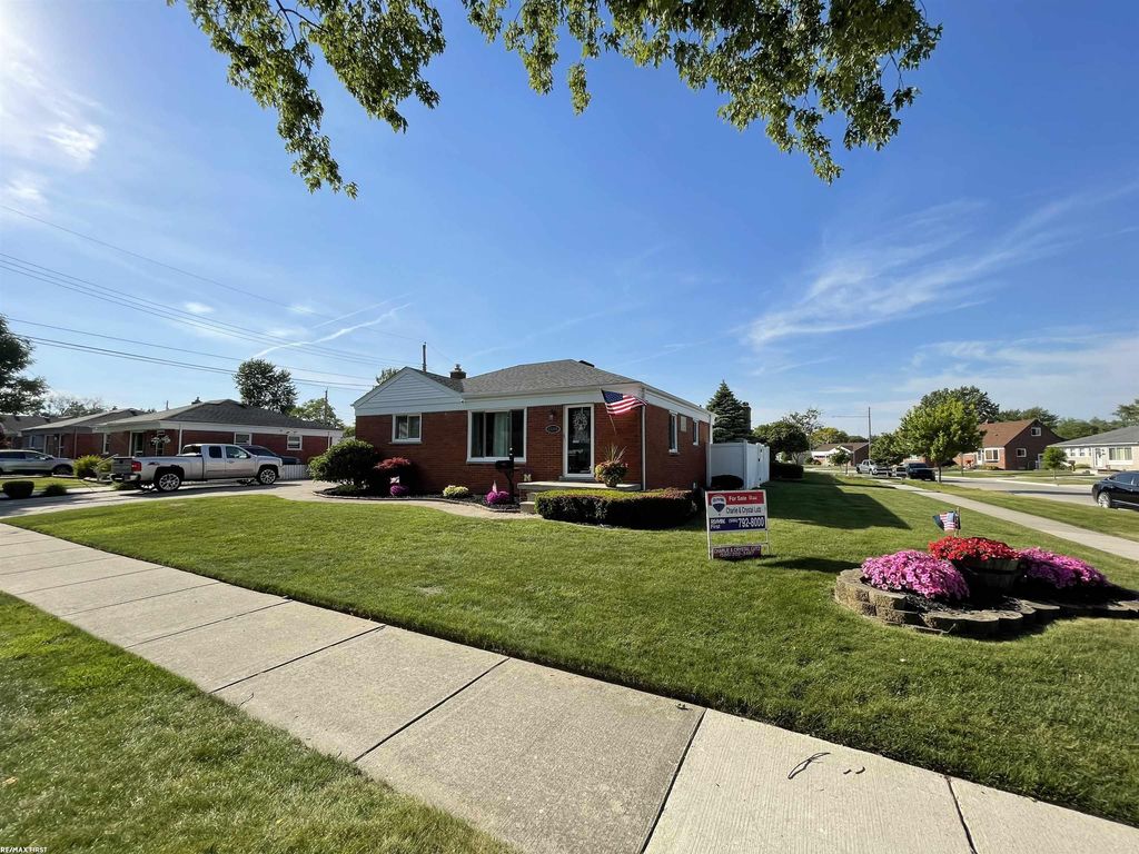 22225 Love St, St. Clair Shores city