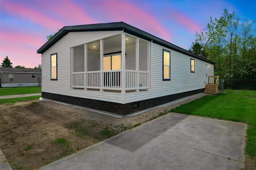7198 W Mapleview Cir, Brown City city