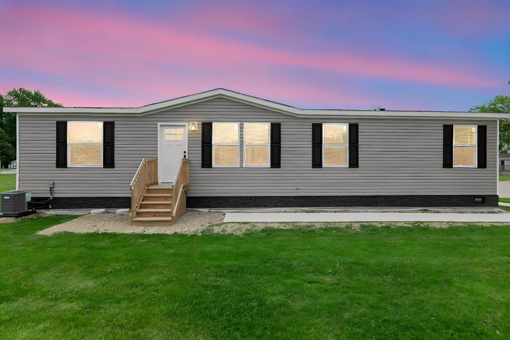 7197 Mapleview Cir, Brown City city