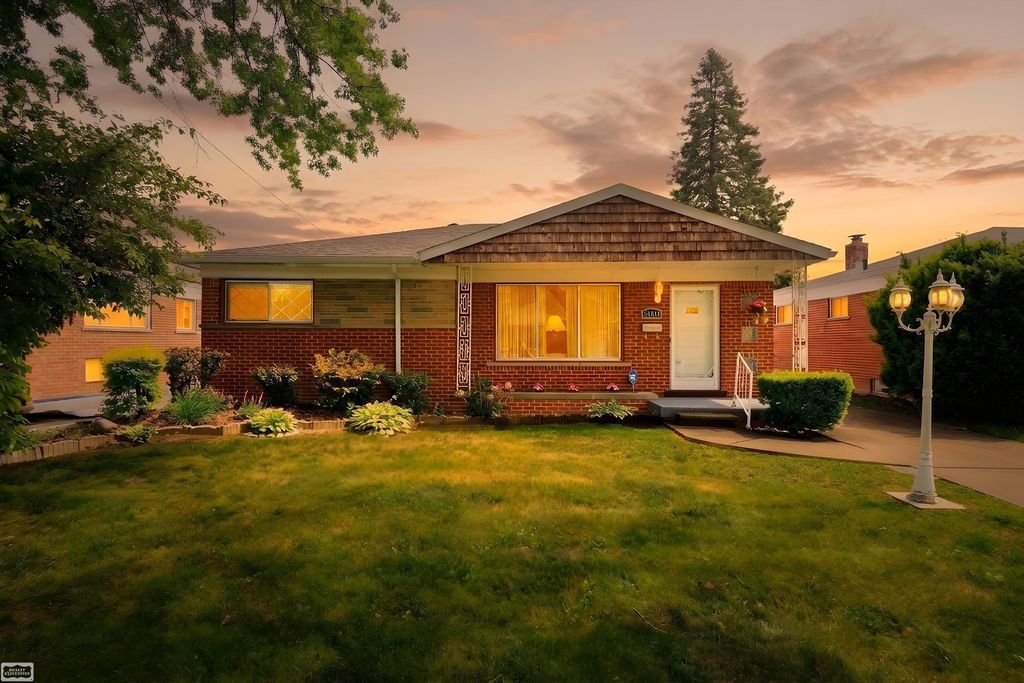 20424 Sunnydale St, St. Clair Shores city