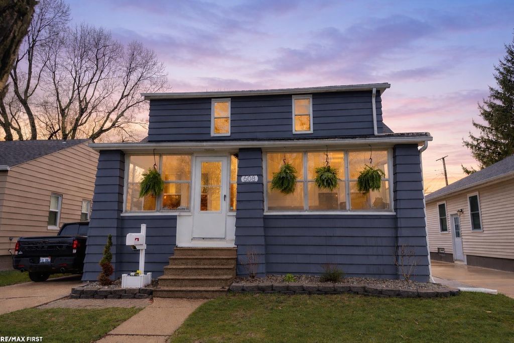 608 S Edgeworth Ave, Royal Oak city