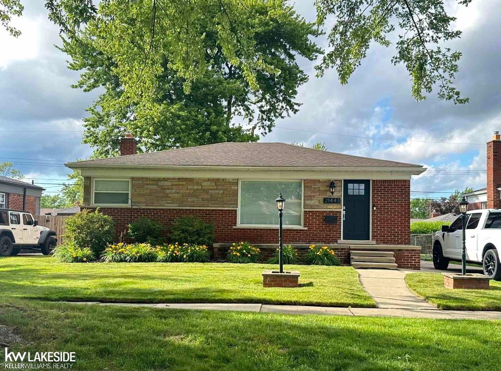 21443 Arrowhead St, St. Clair Shores city