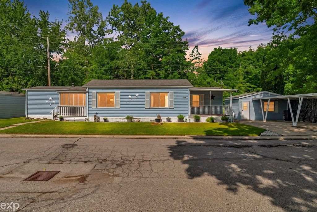 3333 Ravenswood Rd, Marysville city