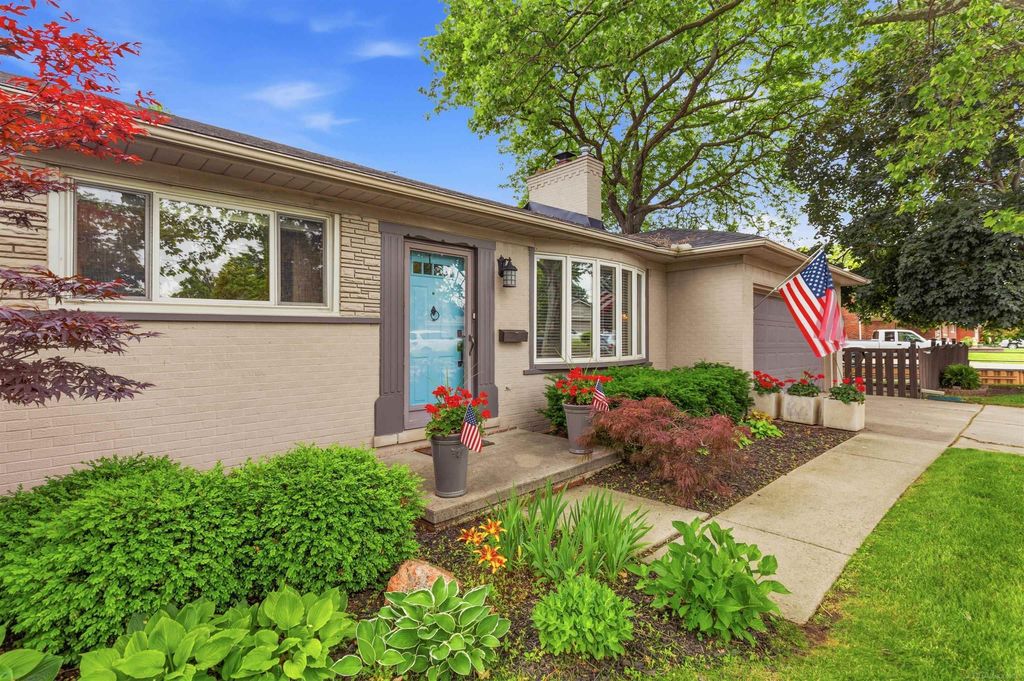 26360 Jefferson Ave, St. Clair Shores city