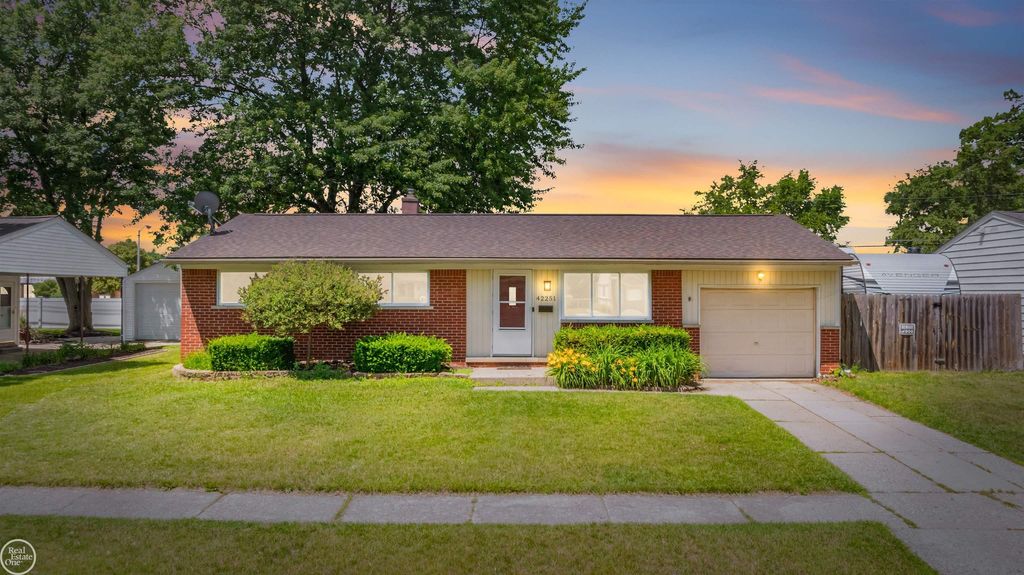 42251 Betley Dr, Sterling Heights city
