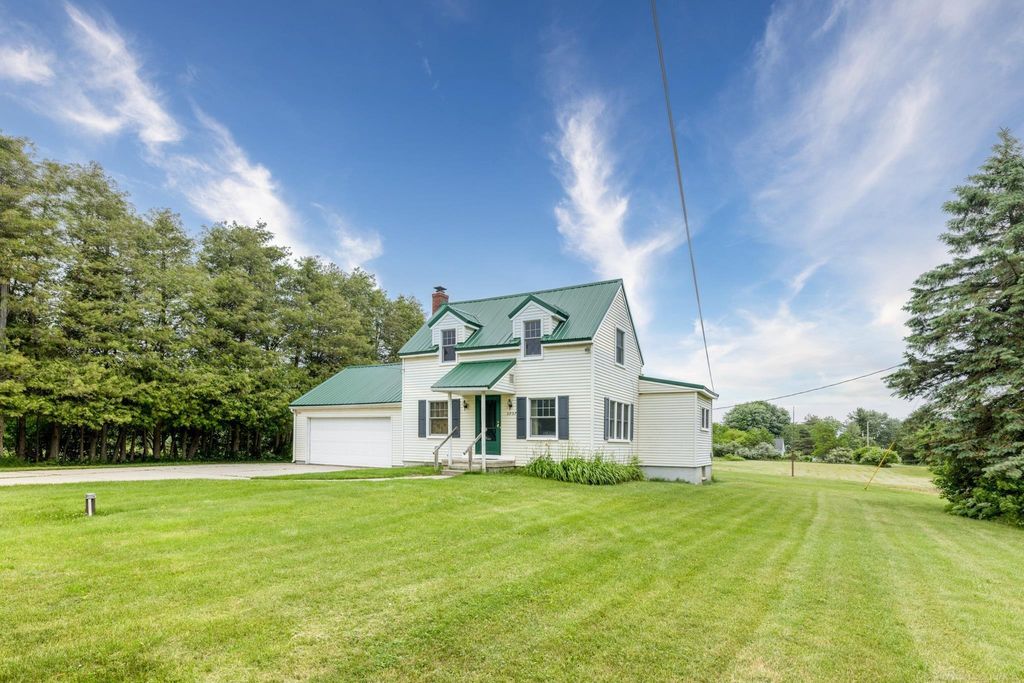 5957 Lakeshore Rd, Lexington township