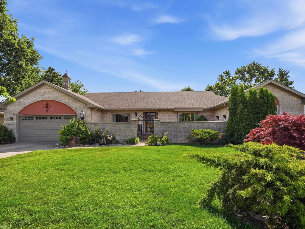 42424 Tessmer Dr, Sterling Heights city